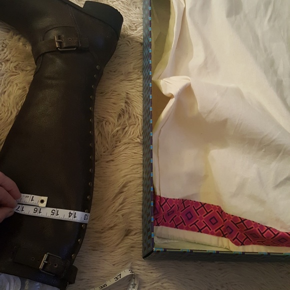 NEW Tory Burch Boots - Picture 6 of 7